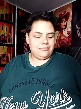 Hailey_Curvy Show in webcam