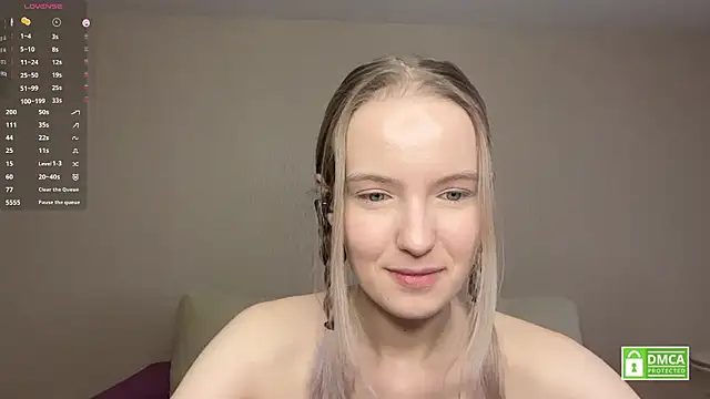 Show modela HongTomczak na web-kameri