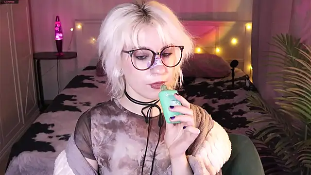 _Moonlight_t live XXX chat