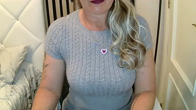 xxNoeliaxx Webcamshow