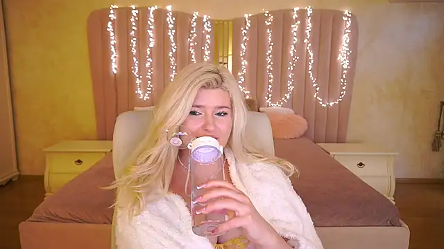 แชท XXX สดของ CocoSecretss