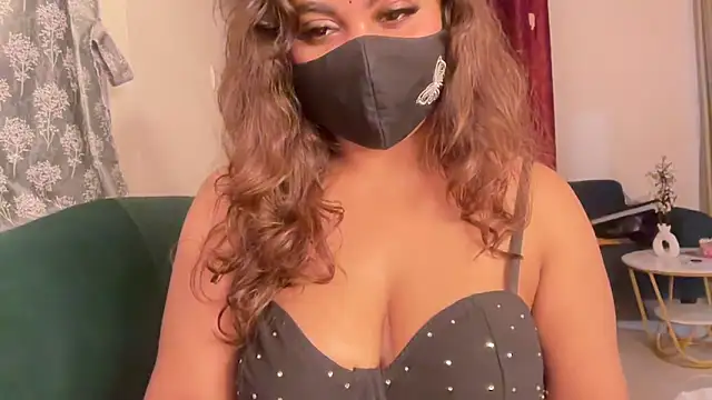 XXX chat uživo modela Telugu_dreamgirl_maaya