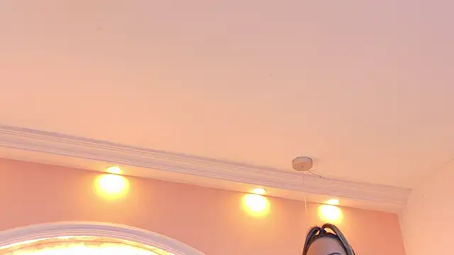 Czat XXX na żywo – MiaLaurents