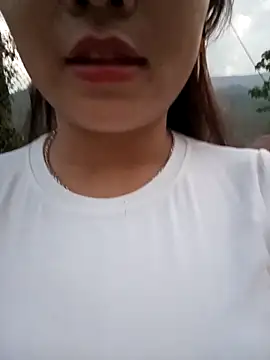 -Lanaa- Live XXX-Chat