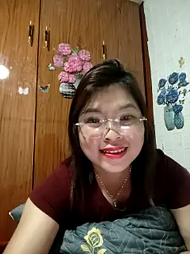 Cover-baa Live XXX Chat