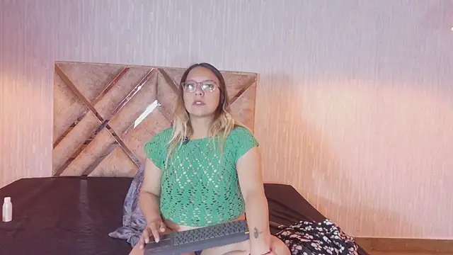 Chatroom XXX en direct de sami_1_8