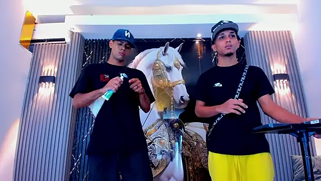 the_knights_of_the_night live XXX chat