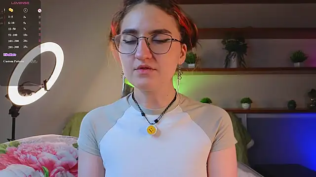 دردشة MaggieCata الجنسية المباشرة