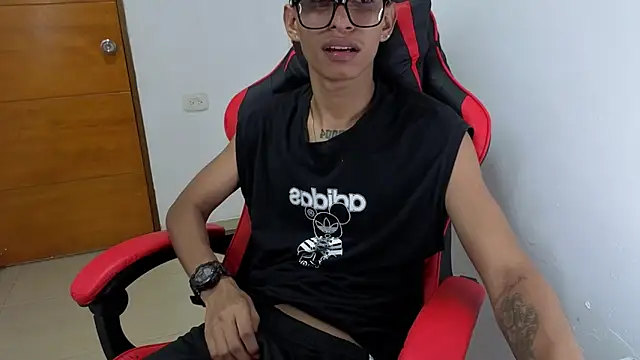 Webkamerová show Niklausxxx