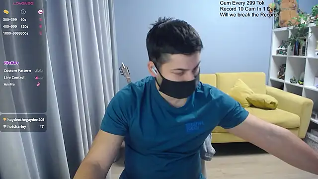 Tomguysn Live XXX chat