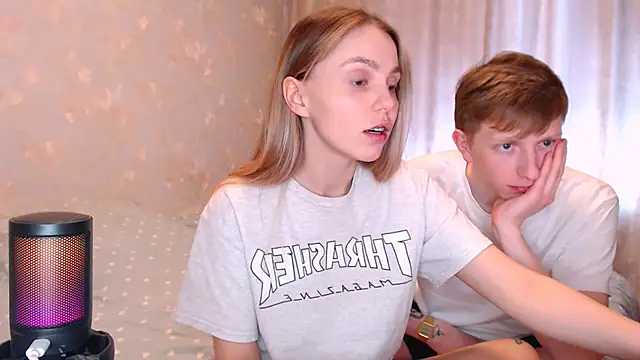 juliaanddima webkamerás műsora