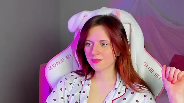 FreyaVey – Naživo XXX chat