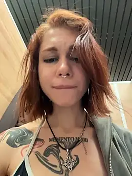 Chat +18 de RosieSecret ao vivo