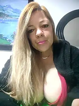 karlaanqui1: απευθείας συνομιλία ΧΧΧ