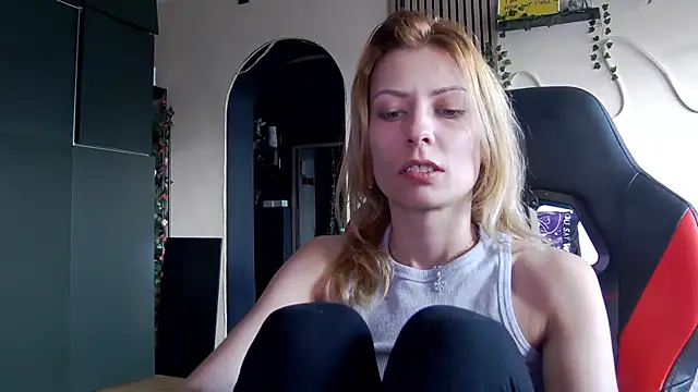 karo123421's Live XXX Chat