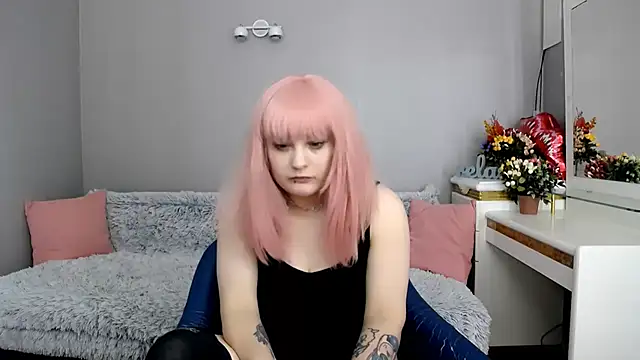 Show modela Estheri na web-kameri