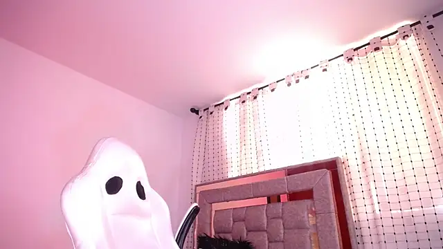 Pertunjukan Kamera Web salomecastro_