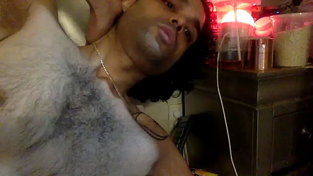 StuntingSpunMarine69 élő XXX-chatje