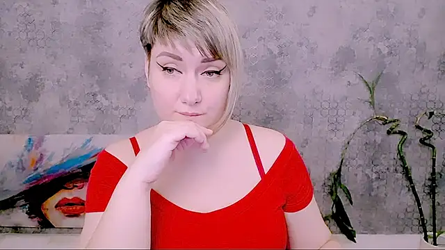 Djullia Live XXX-chat