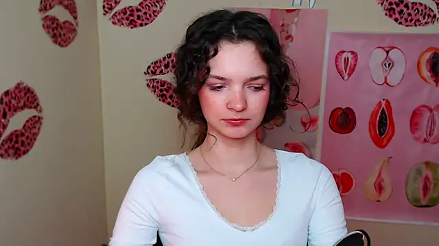 _SusieSu_'s Live XXX Chat