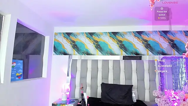 Chat +18 de IsaDiiaz ao vivo