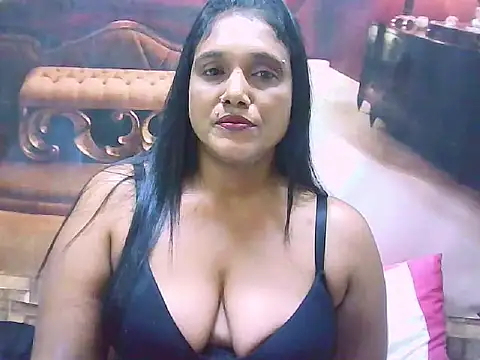 IndianSexyLady20: онлайн-секс-чат