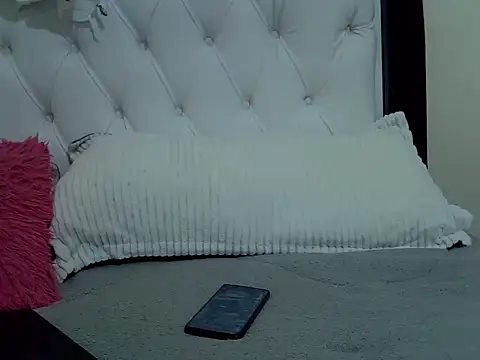 Candy19921 webkamerás műsora