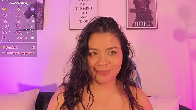 Chat XXX ao vivo de LizzyPonce