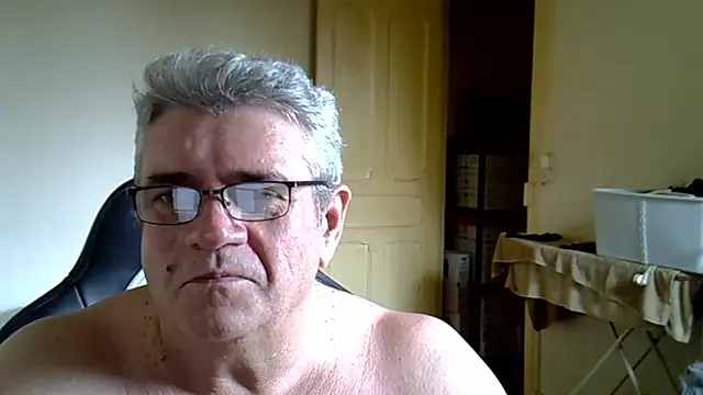 _hippo_ – Live XXX-chat