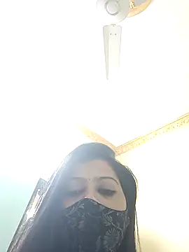 SANAYA_ROY – Naživo XXX chat