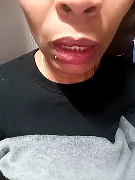 Flacidas ওয়েবক্যাম শো