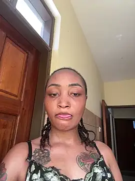 Ruthlessvee 现场XXX聊天