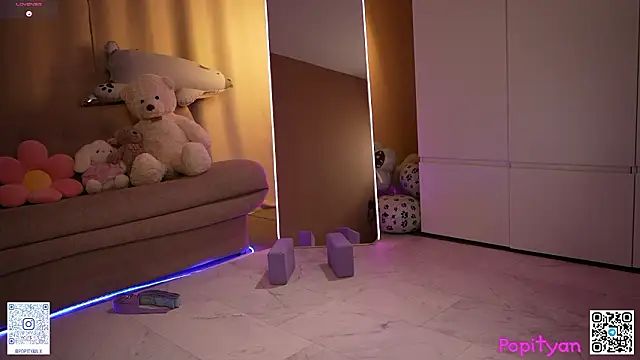 popityan1's Live XXX Chat