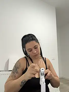 LuciaLoca Webcamshow