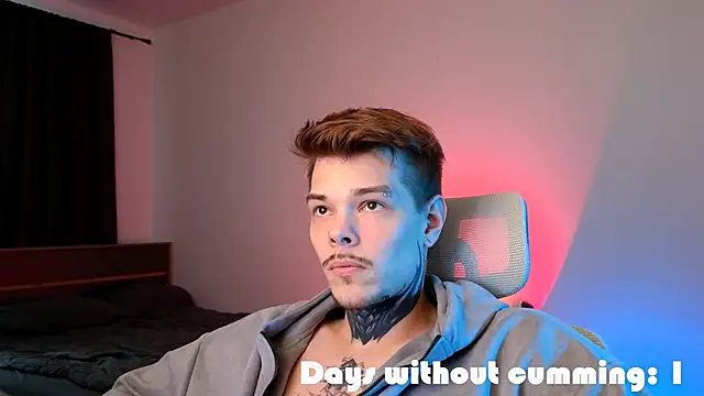 DENIS_HERE: онлайн-секс-чат