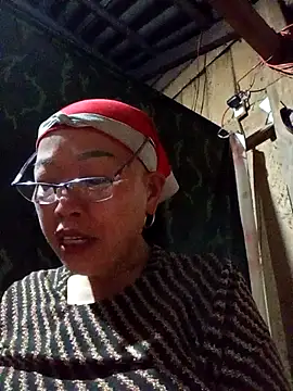 Agnes-baby Webcam show