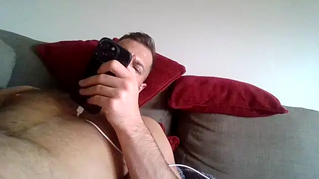 cheekycherryx: онлайн-секс-чат