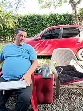 hotandfierylatinos2023 Adlı Modelin Canlı XXX Sohbeti