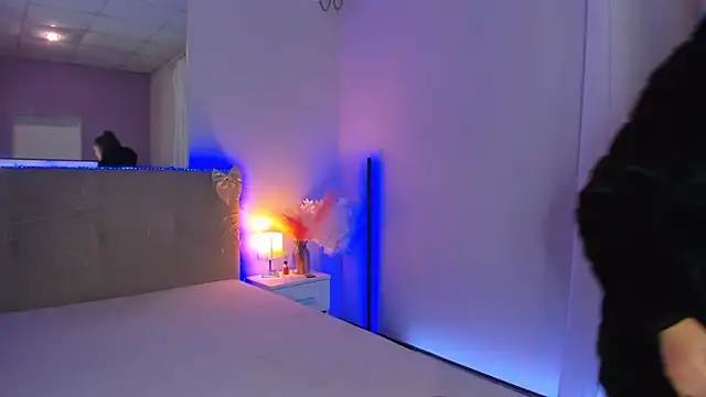 Laura_Leee 即時 XXX 聊天