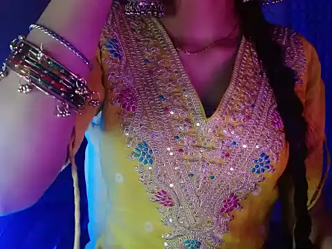 Roiseeee 即時 XXX 聊天