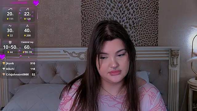 EmilyHyde 라이브 XXX 채팅