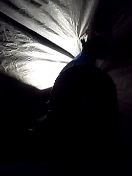 Triplefun22: διαδικτυακό σόου στην κάμερα