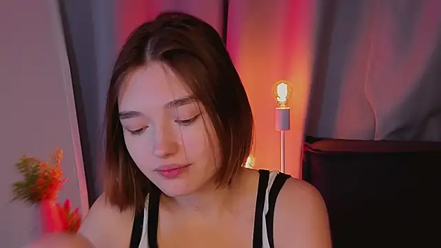 Chatroom XXX en direct de Leyla_crsh