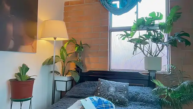 XXX chat uživo modela Andy_Belier23