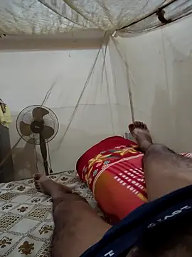 PIG_FUCKER_DADDY Chat XXX in diretta