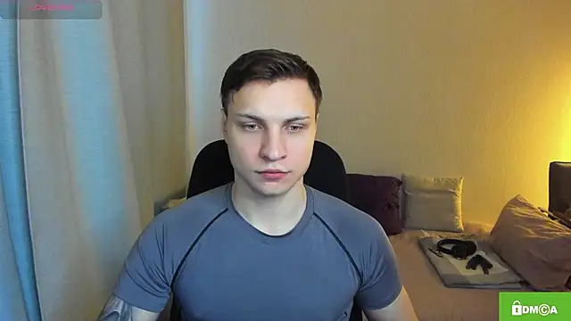 handsome_guy01 Adlı Modelin Web Kamerası Şovu