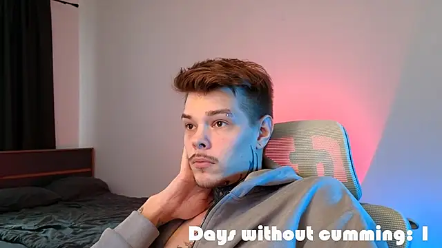 DENIS_HEREのライブXXXチャット