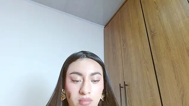 Roseechannel élő XXX-chatje