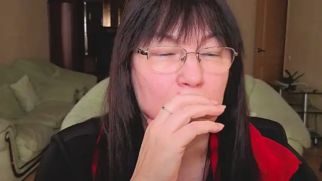 Chat +18 de Tori_Twirl ao vivo