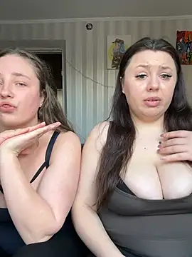 Sara_Slow Webcam-Show